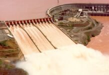 Hace 41 años fueron accionadas por primera vez las compuertas del vertedero de Itaipu