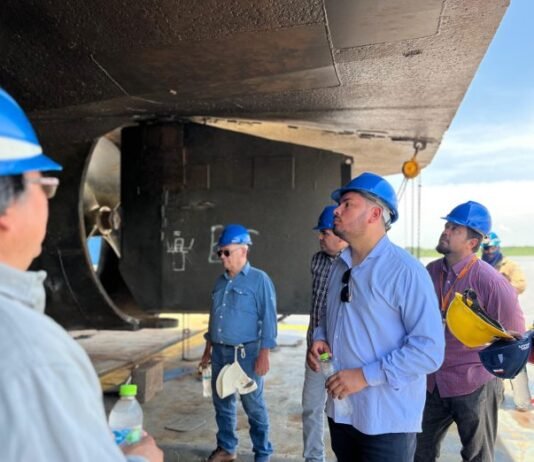 Astilleros contribuyen a la economía con obras de impacto social