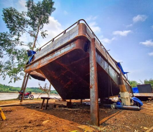 El cruce en balsa será una alternativa para pasar de Alto Paraná a la Argentina