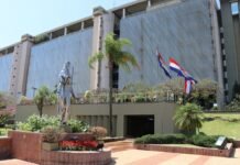 El banco emisor paraguayo baja la tasa de interés de política monetaria a 6.25%