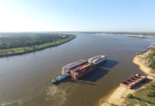 10,06″ pies es la determinante en el tramo Sur del río Paraguay y tiende a seguir empeorando