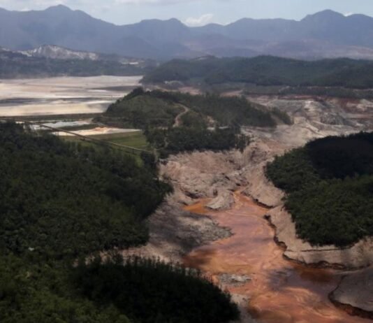 Minera Vale presenta propuesta de US$ 26 mil millones para acuerdo de reparación de Mariana