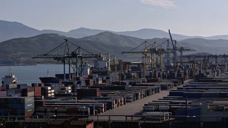 La IA puede ayudar a la industria naviera a reducir las emisiones, según un informe