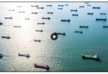 Colmenas de buques petroleros rusos se amontonan en un ‘parking flotante’ frente a un pequeño país europeo