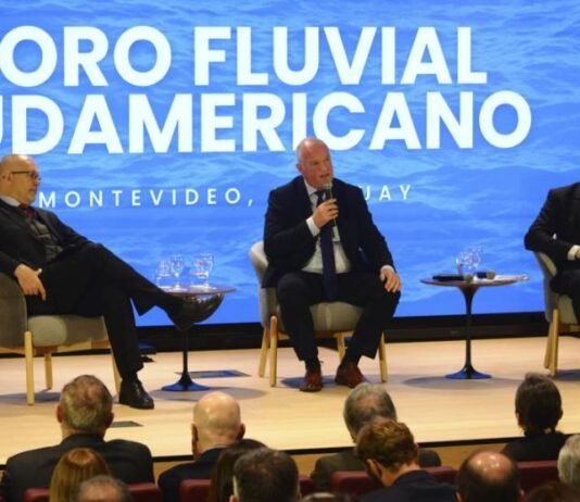 CAF destaca contexto propicio para impulsar la explotación de hidrovías sudamericanas