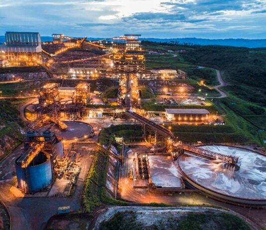La brasileña Vale eleva a 330 millones de toneladas su previsión de producción de mineral de hierro para 2024