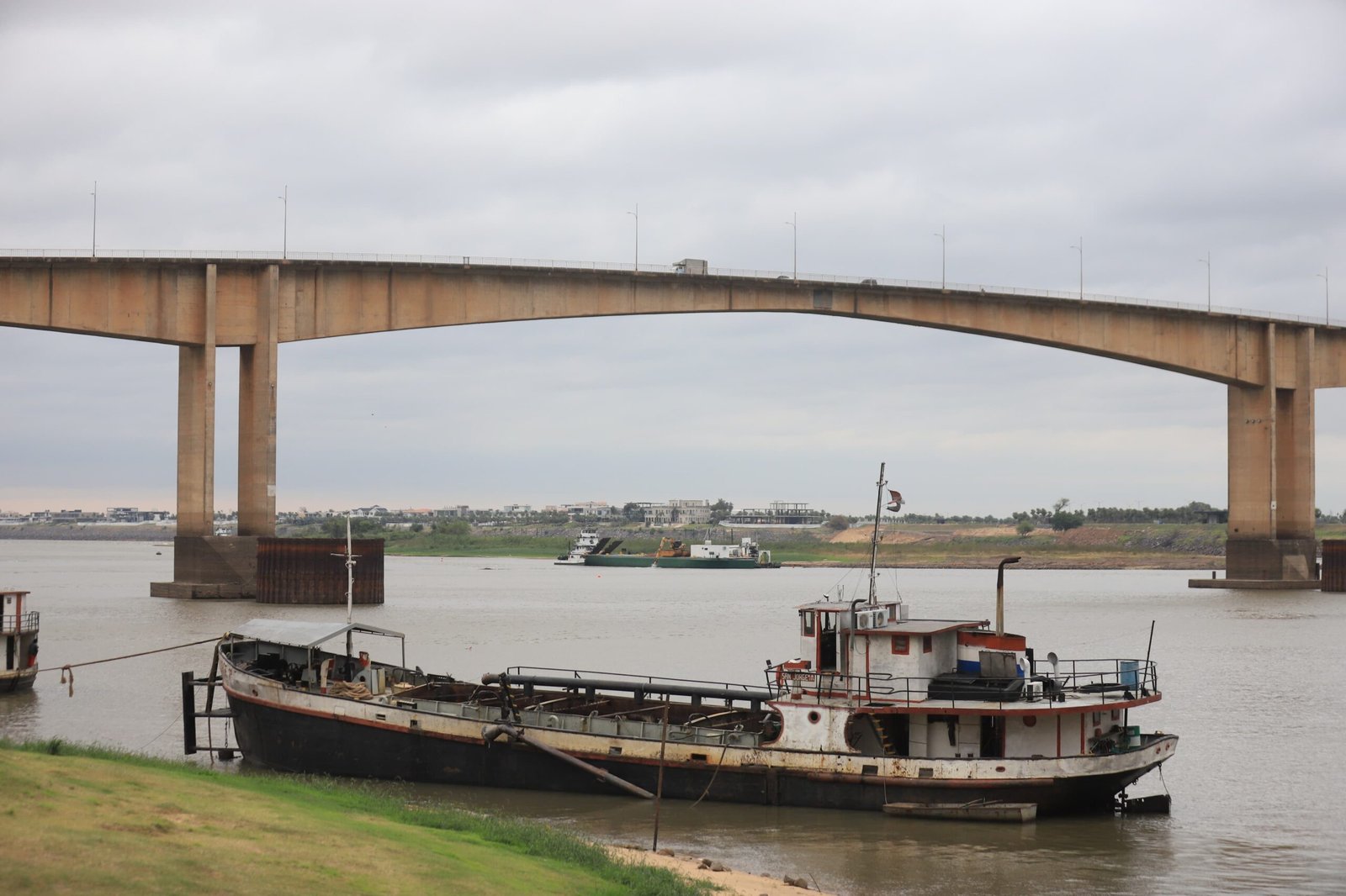 Ascenso gradual del río Paraguay alivia parcialmente la bajante ...