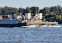 Navíos South American Logistics presenta un estudio clave sobre la Hidrovía Paraguay-Paraná al presidente Santiago Peña