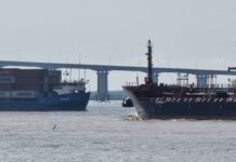 Argentina cancela la licitación de la hidrovía y ordena investigar a DEME y Jan de Nul