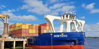 Zarpa el “Don Toyo”: el gigante paraguayo de la Hidrovía