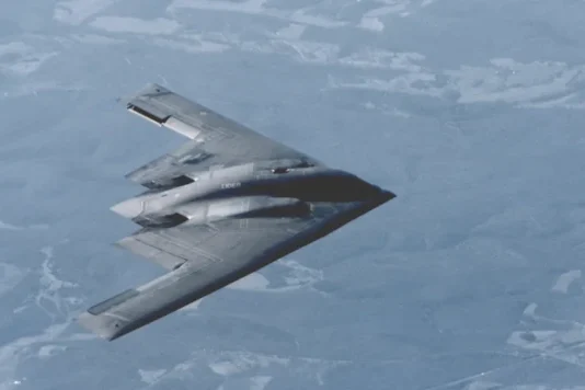 EE.UU. ataca instalaciones nucleares en Irán y desata una peligrosa escalada militar