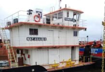 Urgente: Remolcador Yeruti II se dio vuelta campana durante maniobra en astillero