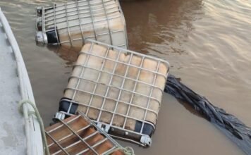 Prefectura Naval incauta 4.000 litros de combustible tras operativo en el Bañado Sur