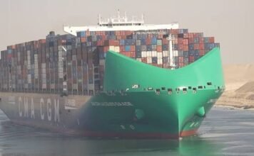 Mega buque de CMA CGM vuelve a transitar el Canal de Suez tras dos años de ausencia