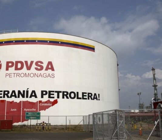 PDVSA confirma negociaciones con Estados Unidos para la venta de petróleo en un escenario de control comercial inédito