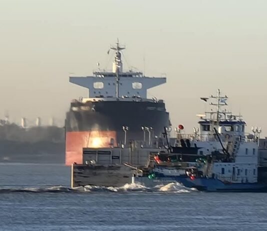 Conflicto en Medio Oriente tensiona los costos logísticos y reabre el debate por el peaje de la hidrovía