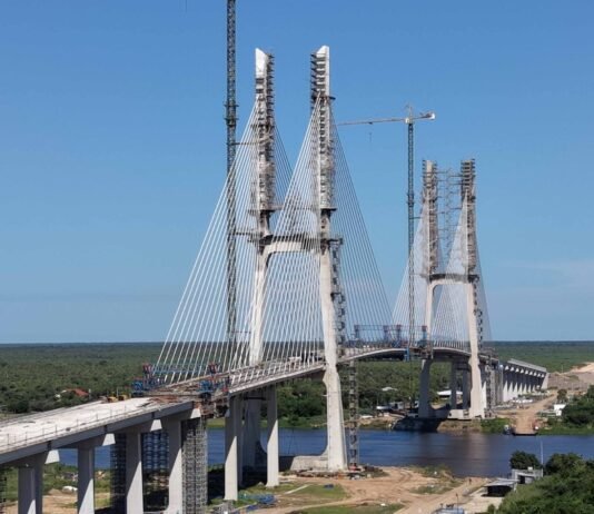 Puente de la Bioceánica entra en su fase final: restan solo 45 metros para la unión física entre Paraguay y Brasil
