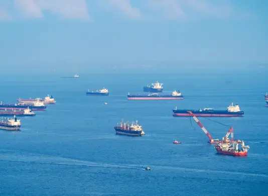 Golpe de timón global: Trump desbloquea Ormuz y evita una crisis energética mayor