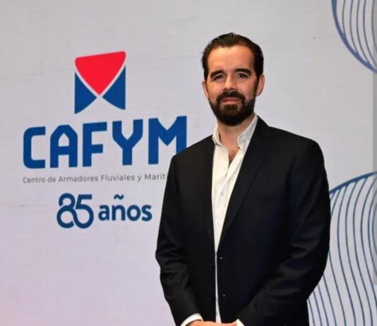 El efecto Ormuz: cómo la crisis global impacta de lleno en la hidrovía con los sobrecostos en combustibles