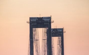Restricciones en el Puente General Belgrano: una medida que impacta a toda la logística regional