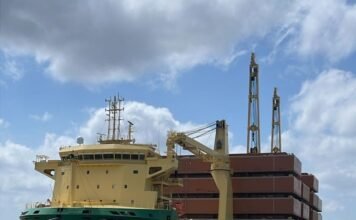 LHG Mining ratifica a Nueva Palmira como principal puerto para la descarga de sus barcazas y mantiene a Rosario como alternativa operativa