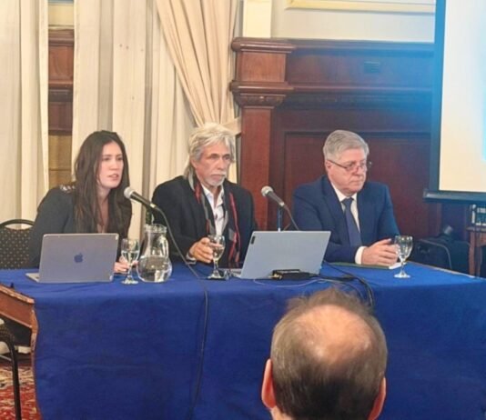 La abogada Marisol Correa moderó un espacio clave sobre practicaje en una jornada de Derecho Marítimo en Buenos Aires