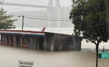 La crecida del río Paraná obliga al cierre temporal de 14 puestos migratorios fluviales